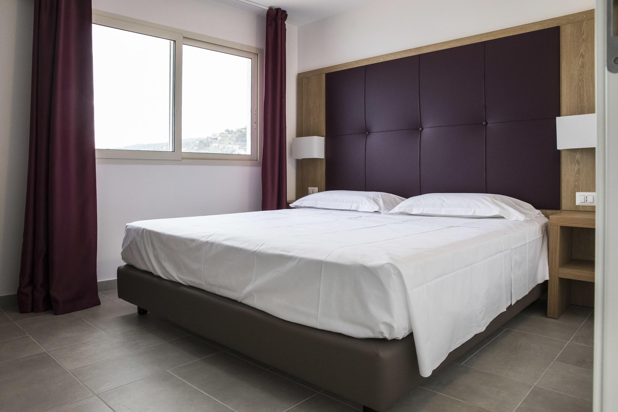 Aparthotel Blue Bay Cefalù Esterno foto